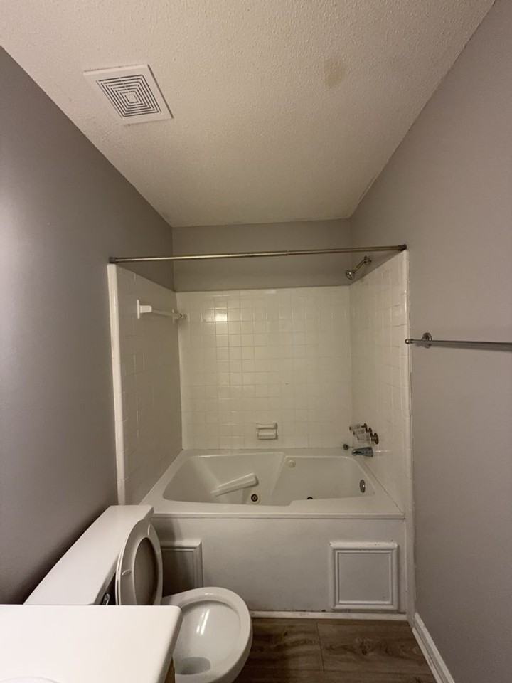 469 Coops Ct - Photo 5 of 7