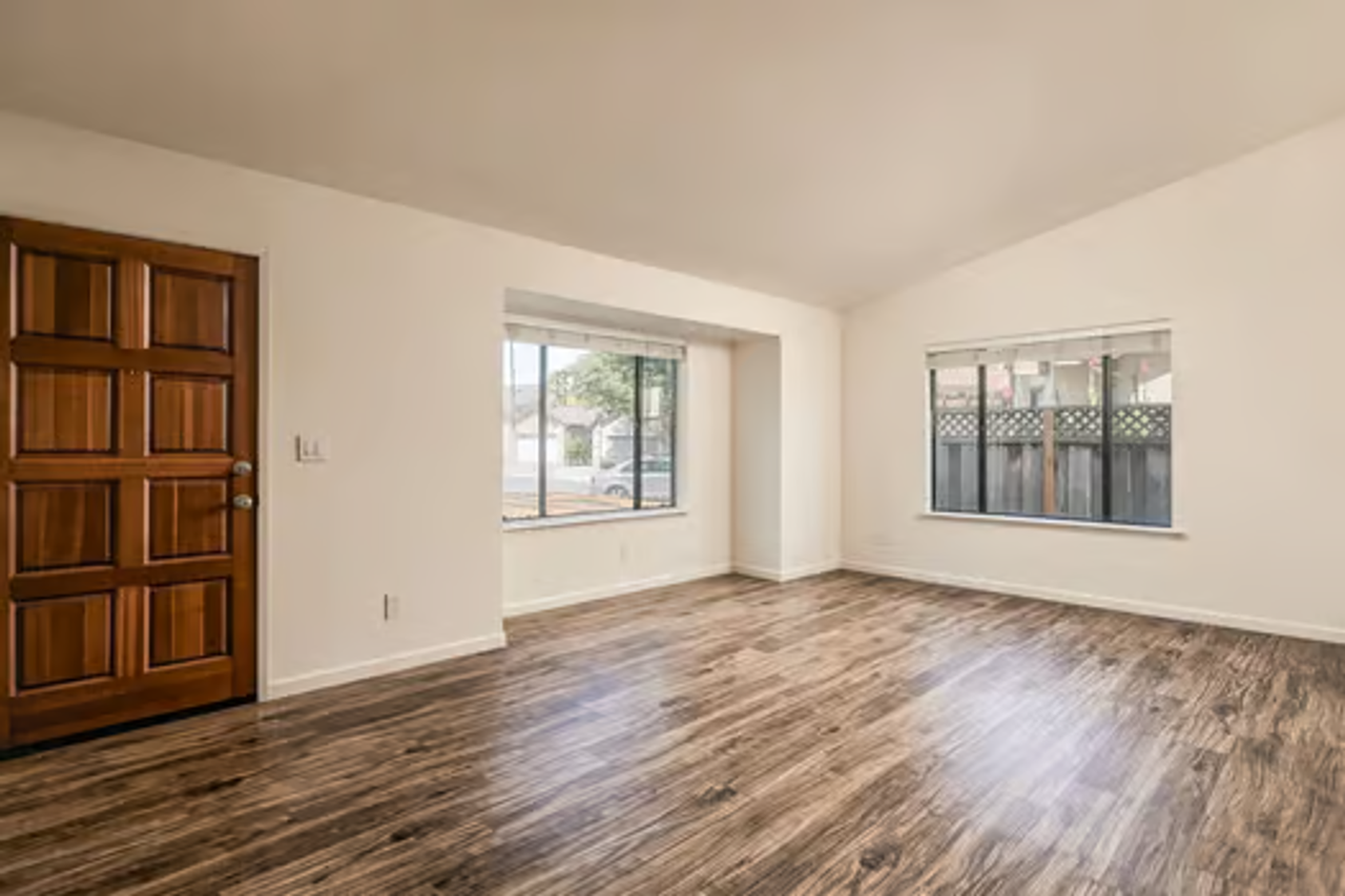 161 Bender Cir - Photo 6 of 39