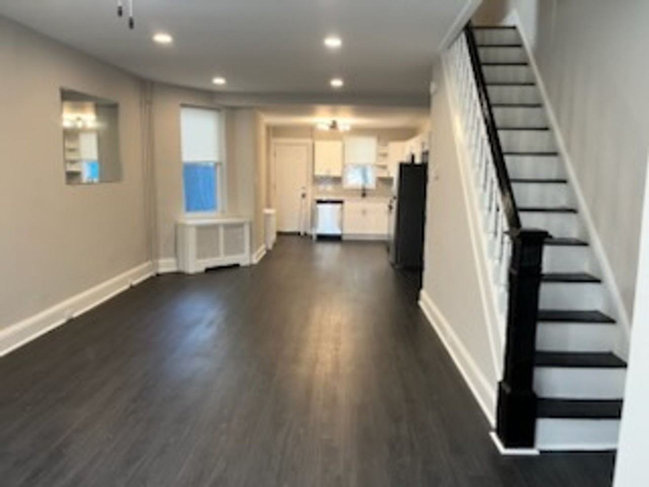2635 Dickinson St - Photo 6 of 18