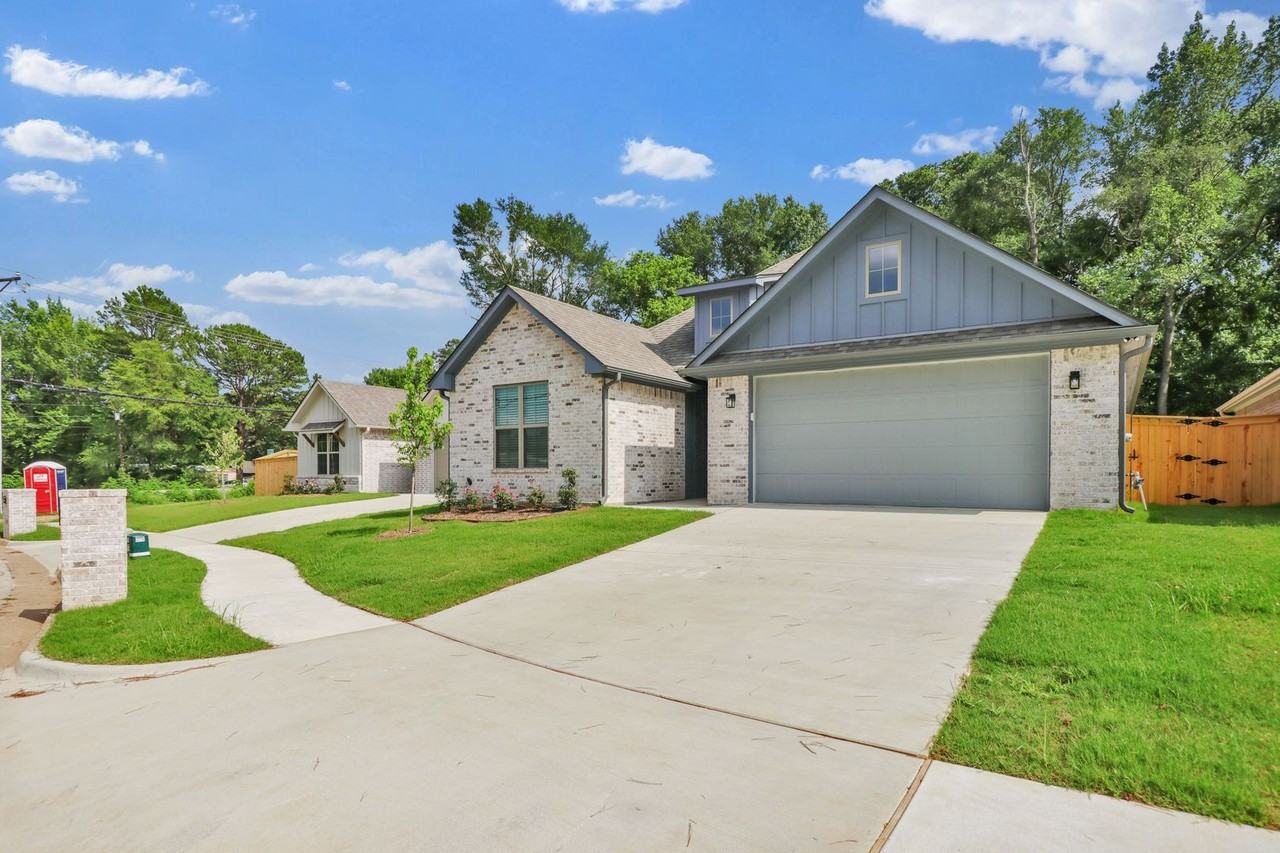 3061 Guinn Farms Rd - Photo 2 of 29