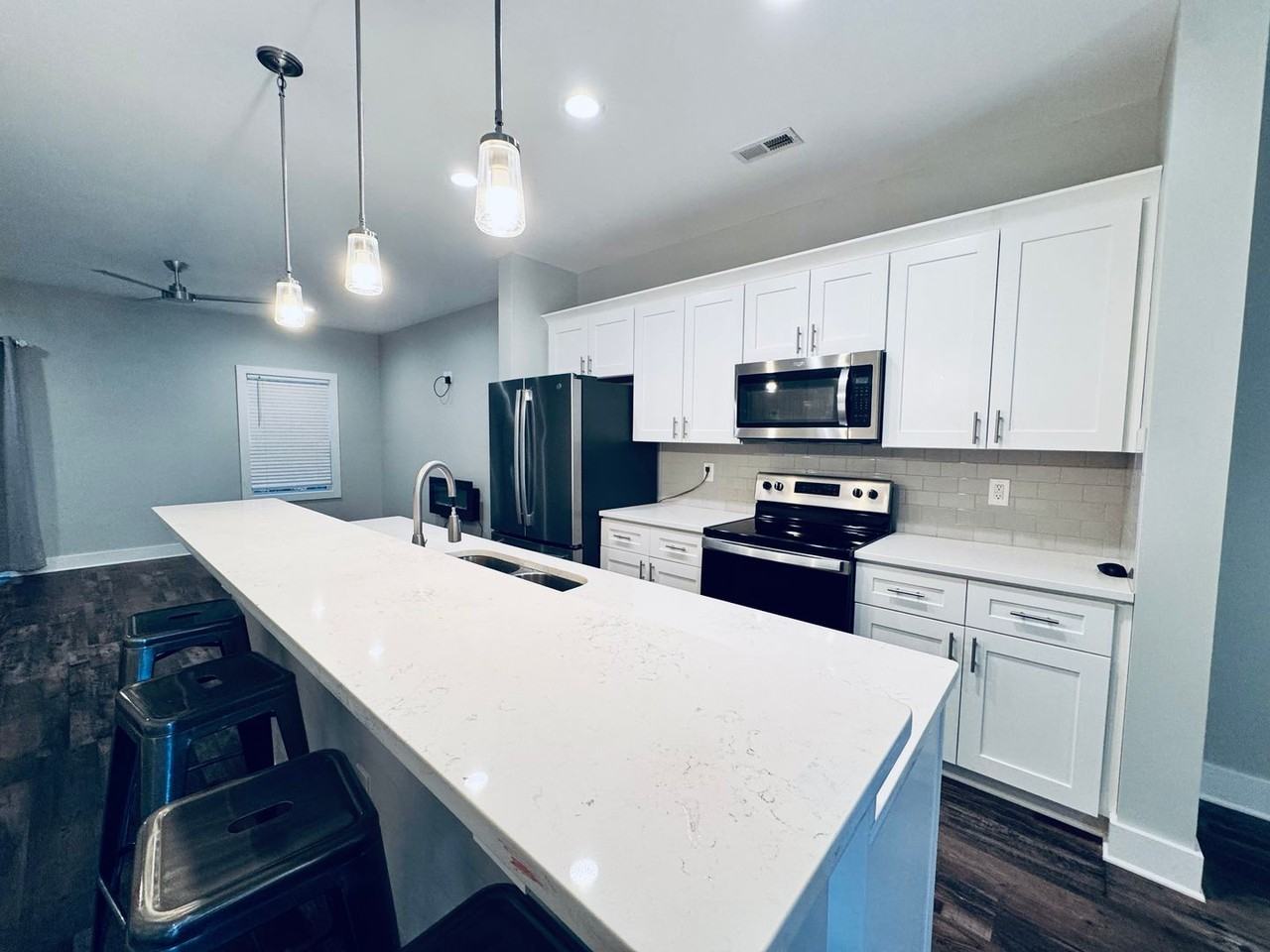 56 Zentry Pl - Photo 4 of 19