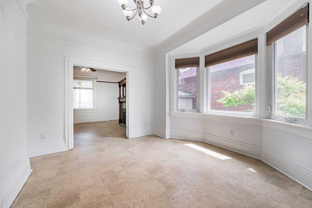 12 Sibley Avenue - Photo 5 of 20