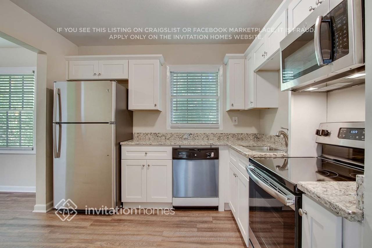 4424 Malibu Dr - Photo 7 of 24