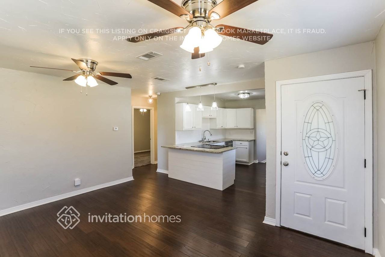 4405 Wellesley Ave - Photo 5 of 16