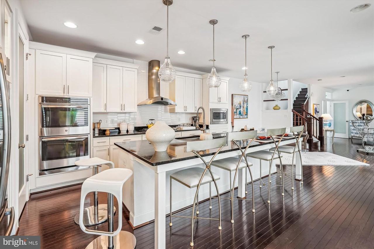 44545 Neponset St #1 - Photo 6 of 38