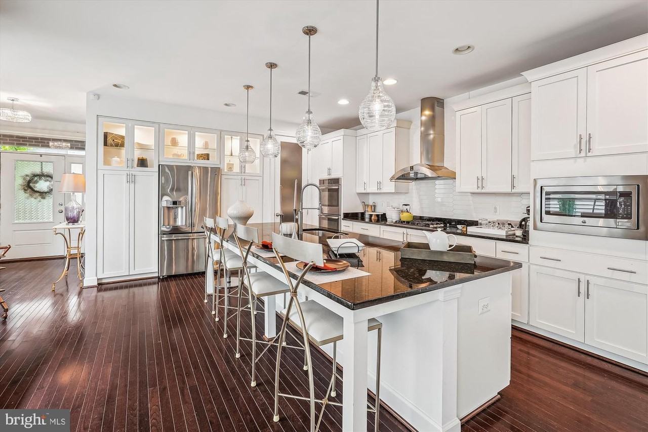 44545 Neponset St #1 - Photo 7 of 38