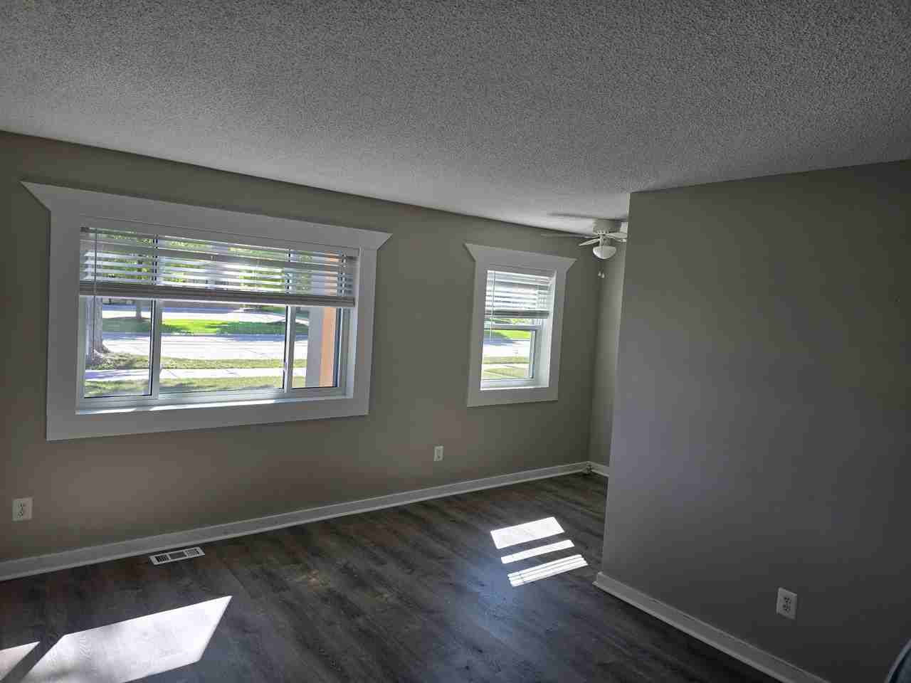 50 S Rose St #1 - Photo 5 of 11