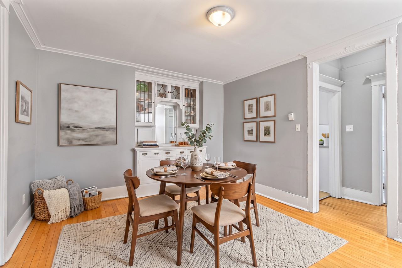 351 Elgin Street - Photo 5 of 18