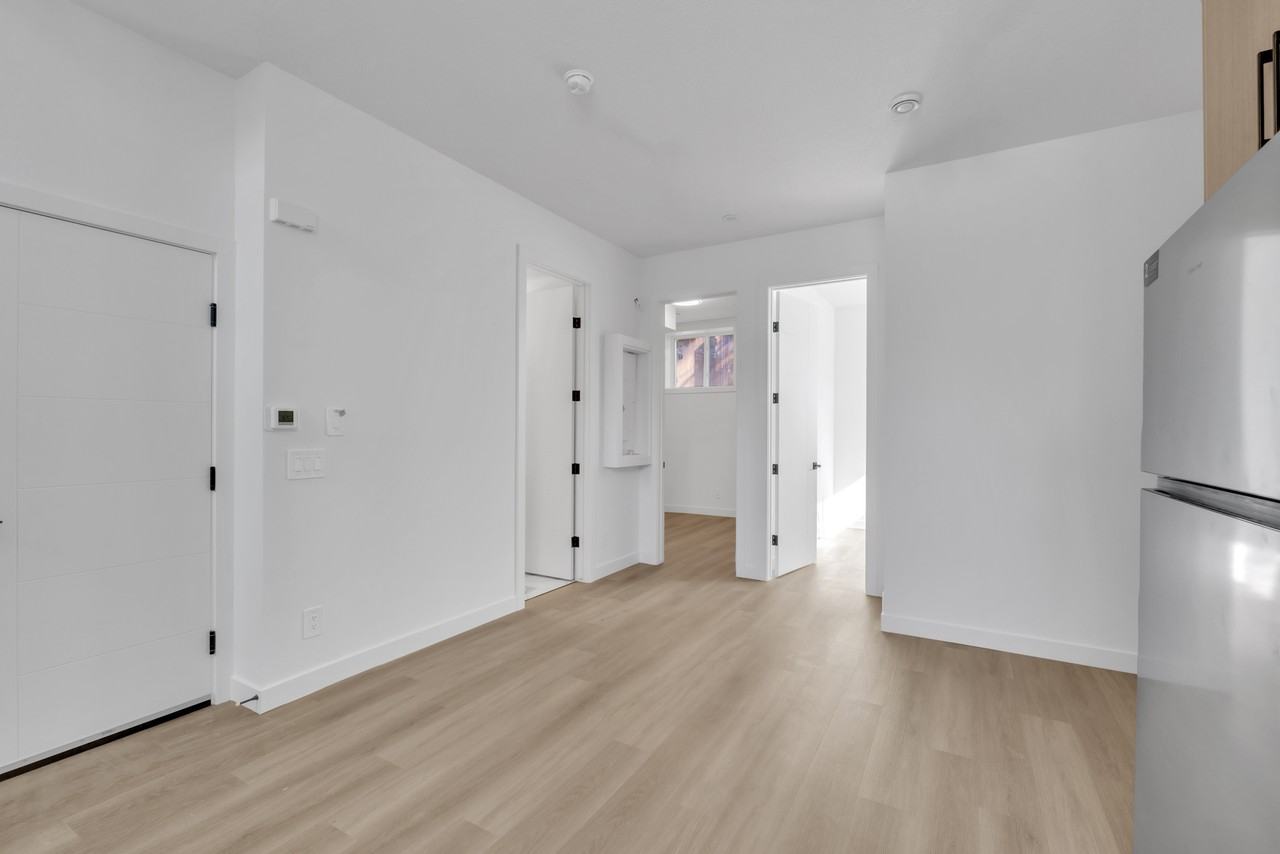 2706B 25 Ave Sw - Photo 6 of 20