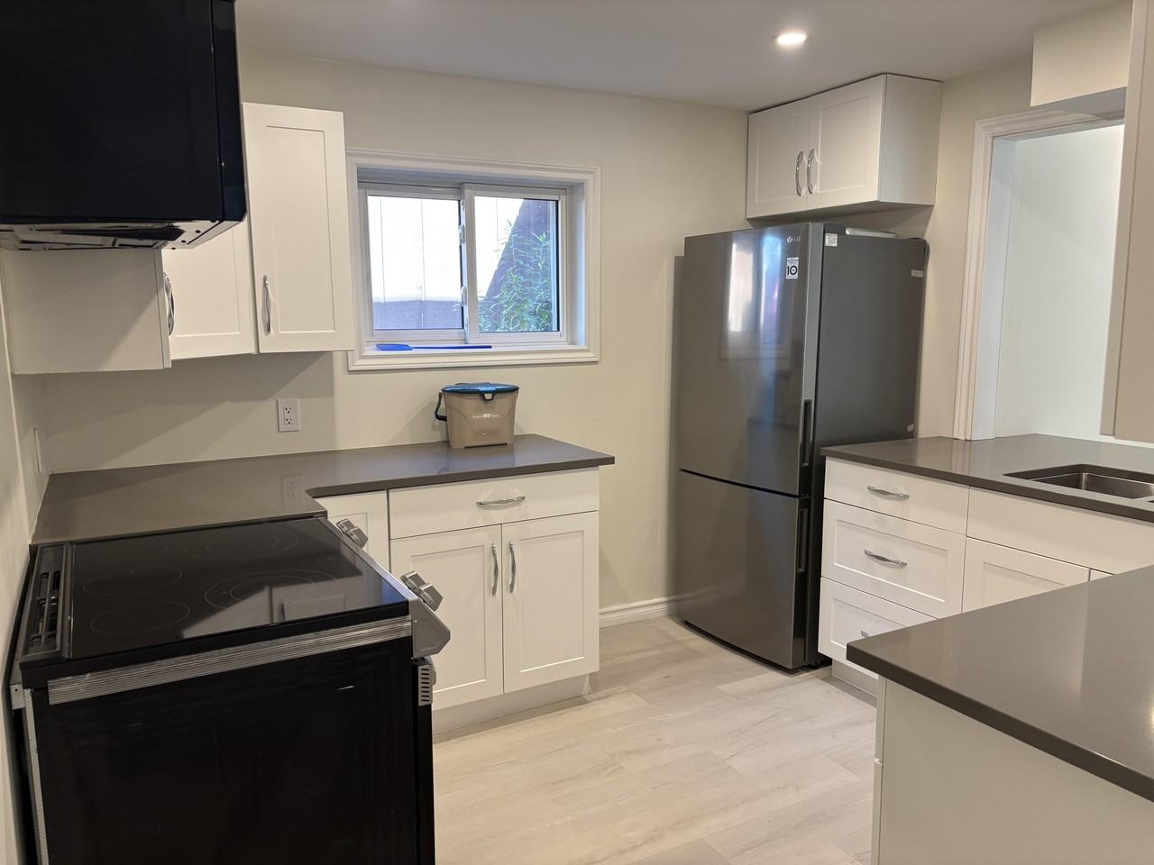 84 Ziraldo Rd - Photo 3 of 29