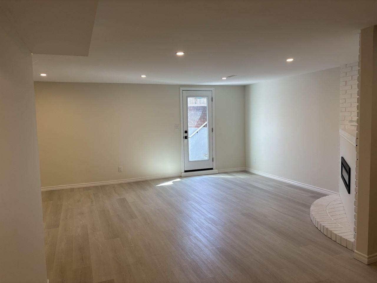 84 Ziraldo Rd - Photo 7 of 29