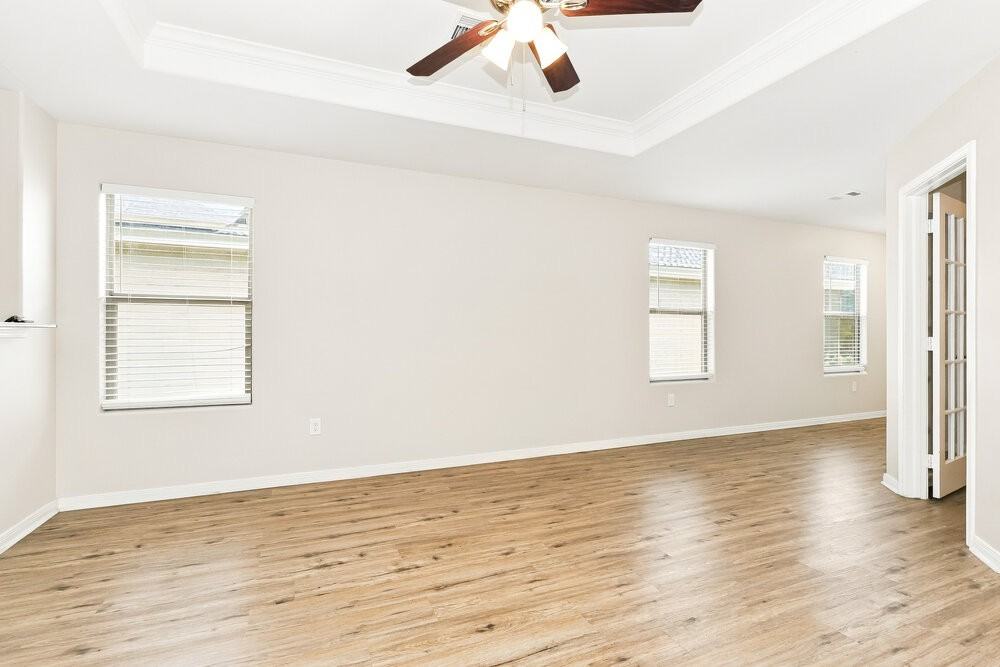 9927 Sanders Rose Ln - Photo 5 of 16