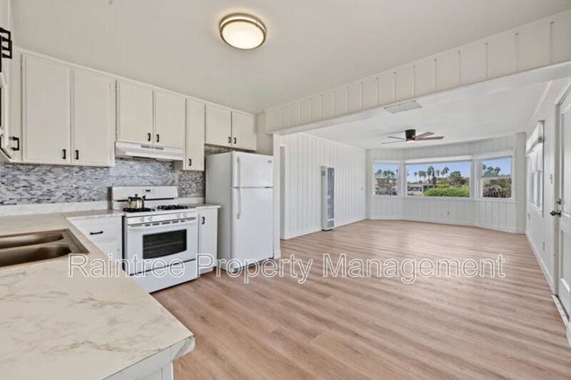 146 N Cedros Ave - Photo 4 of 20