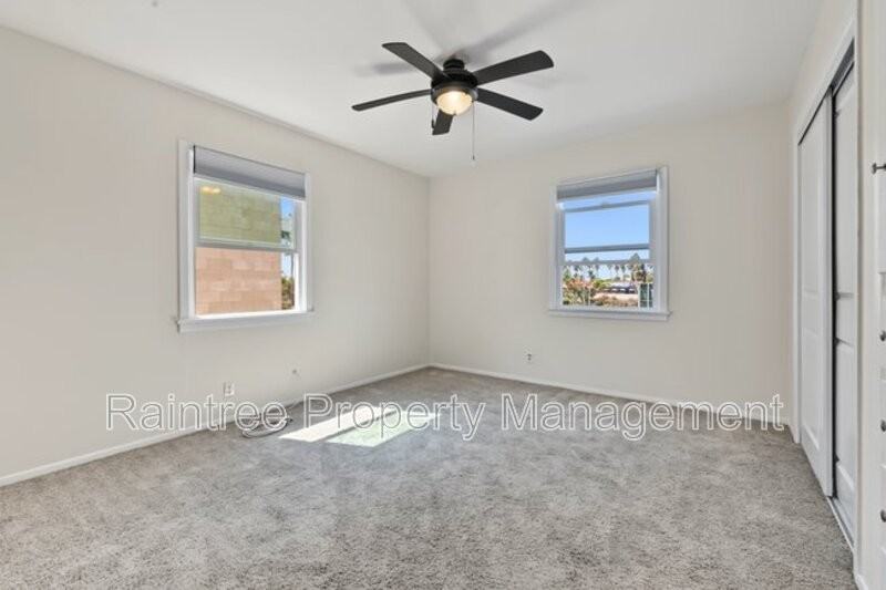 146 N Cedros Ave - Photo 7 of 20