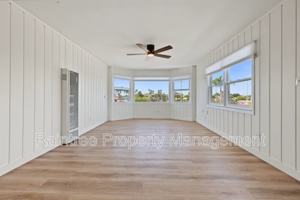 featured image of 146 N Cedros Ave