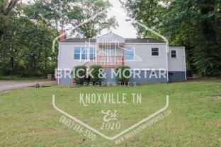 604 E Moody Ave - Photo 1 of 1