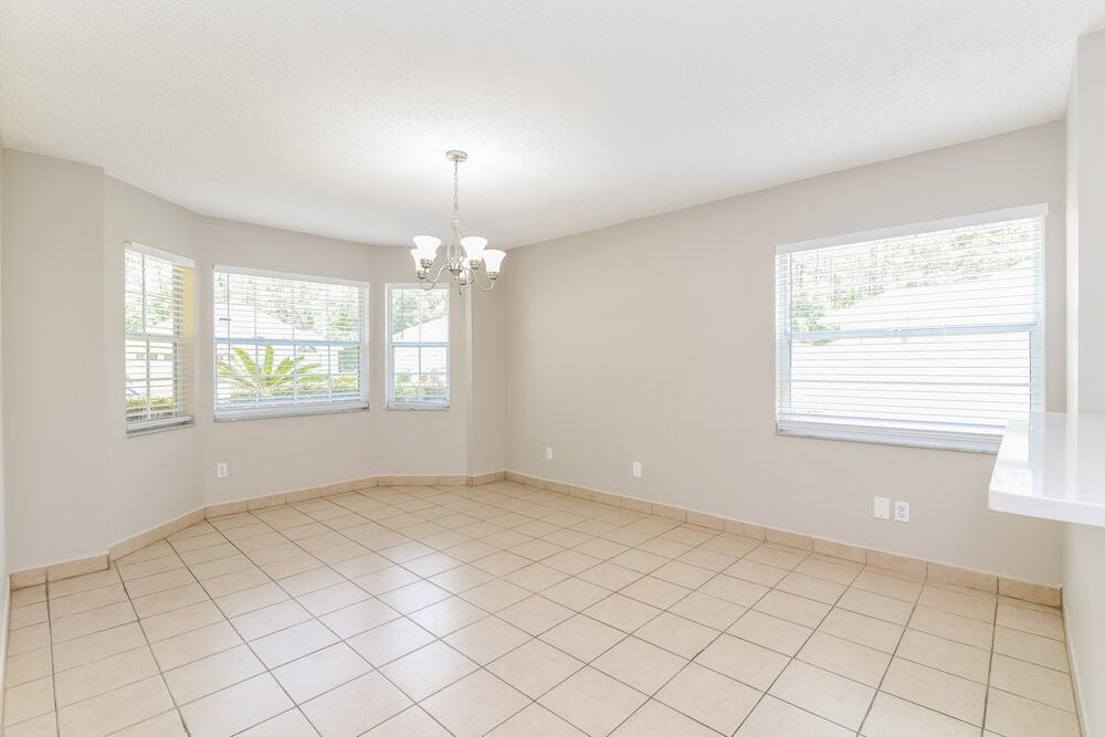 4728 Alexis Dr - Photo 7 of 17
