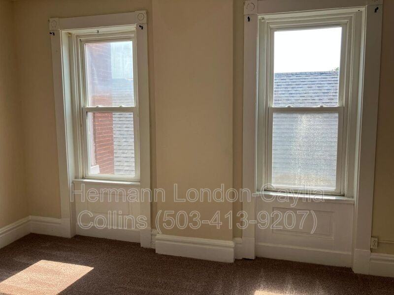 4506 S Grand Blvd - Photo 4 of 25