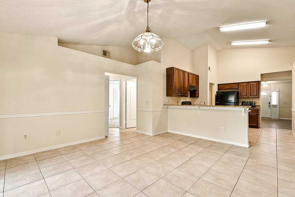 9548 Brackin St - Photo 6 of 16