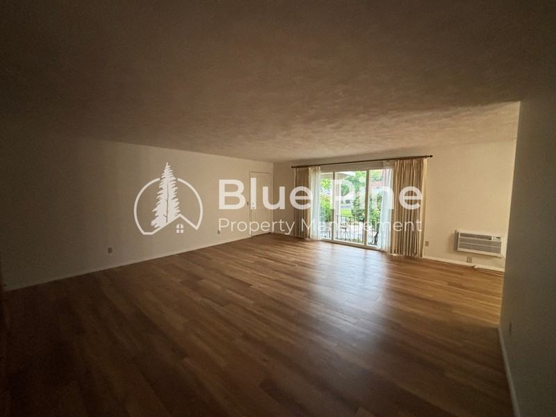 1830 Balboa Dr #1 - Photo 5 of 20