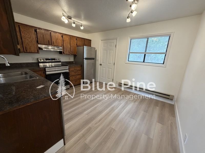 1224 Holman Ave - Photo 3 of 15