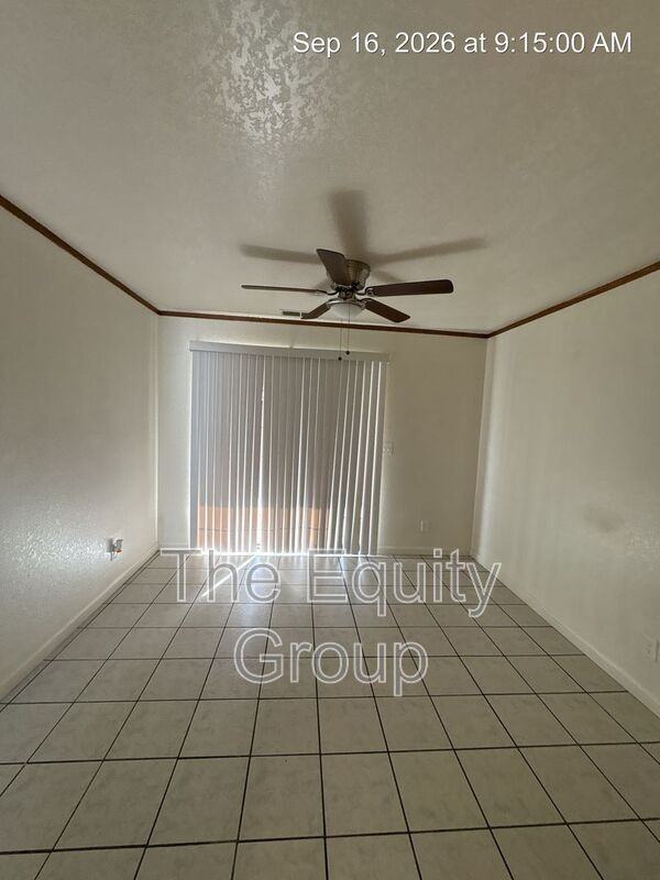 736 S Linwood St - Photo 2 of 16