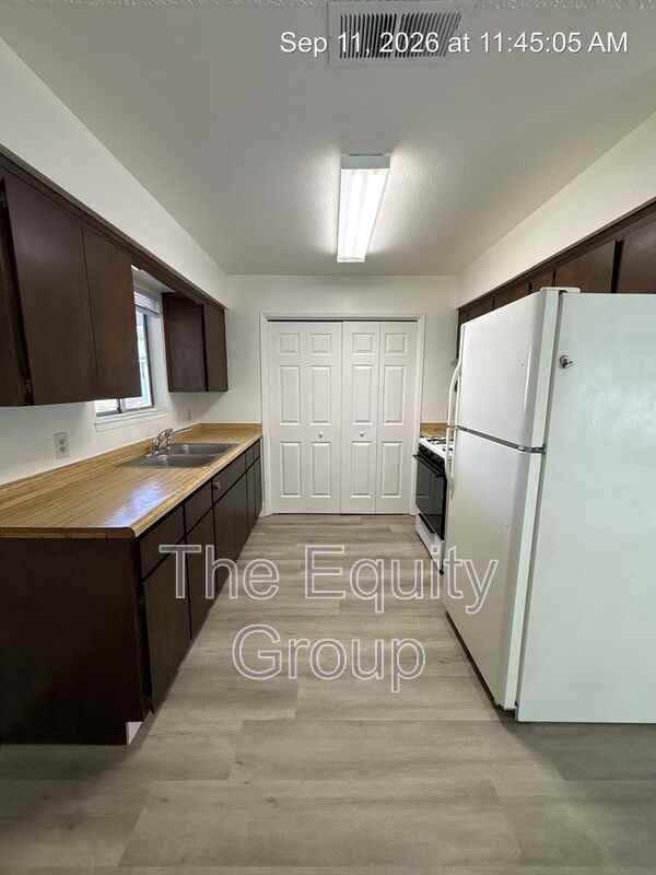 748 S Goddard St #D - Photo 5 of 18