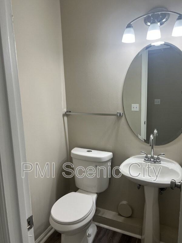 1430 Stratton Place Dr - Photo 6 of 15