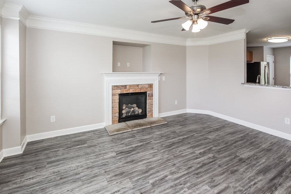972 Sundance Dr - Photo 4 of 17