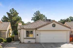 featured image of 7122 Knoll View Dr