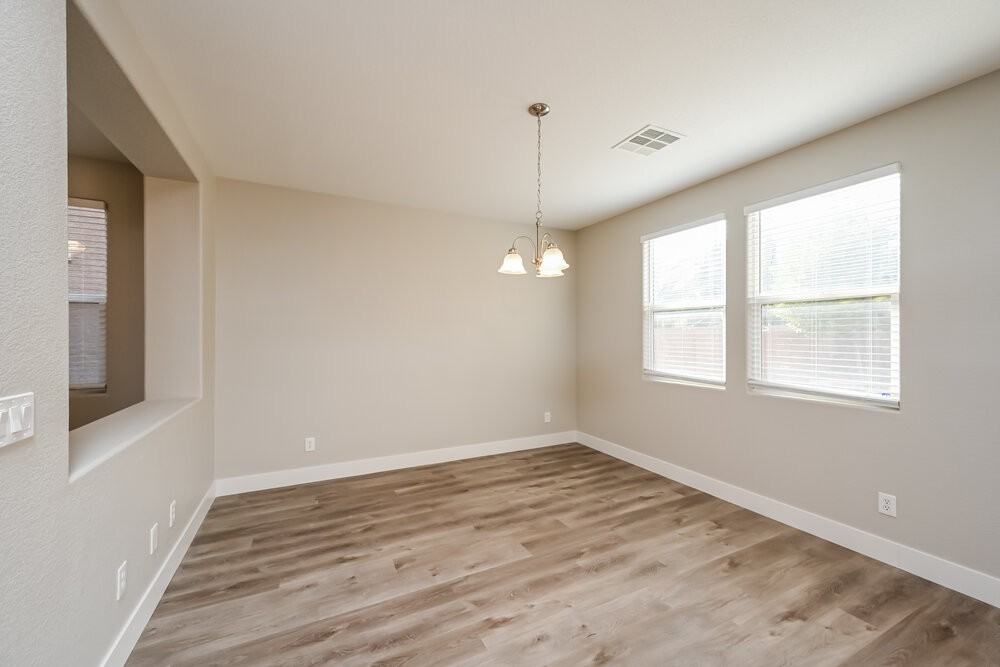 781 Connex Ct - Photo 6 of 17
