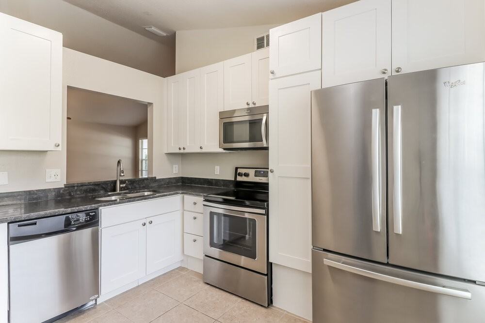 14909 Stag Creek Cir - Photo 6 of 16