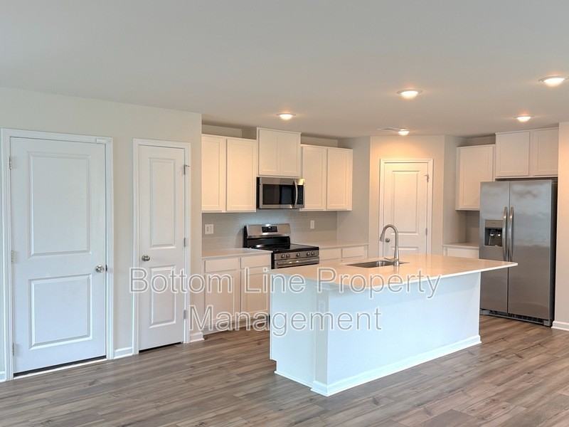 5336 Small St - Photo 6 of 26