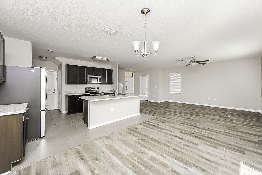 10117 Mangrove Well Rd - Photo 5 of 17