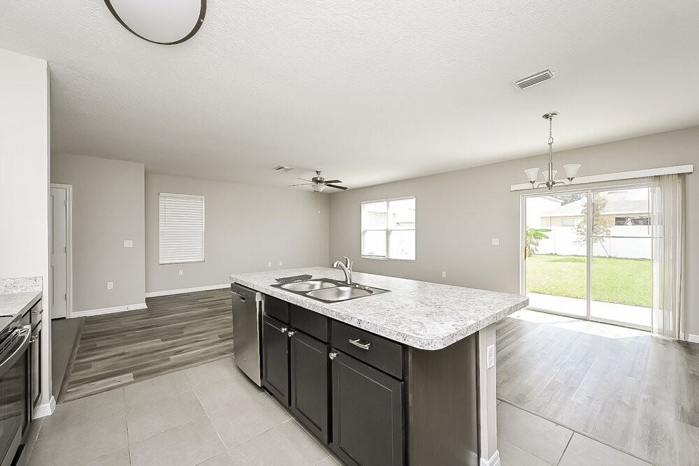 10117 Mangrove Well Rd - Photo 7 of 17