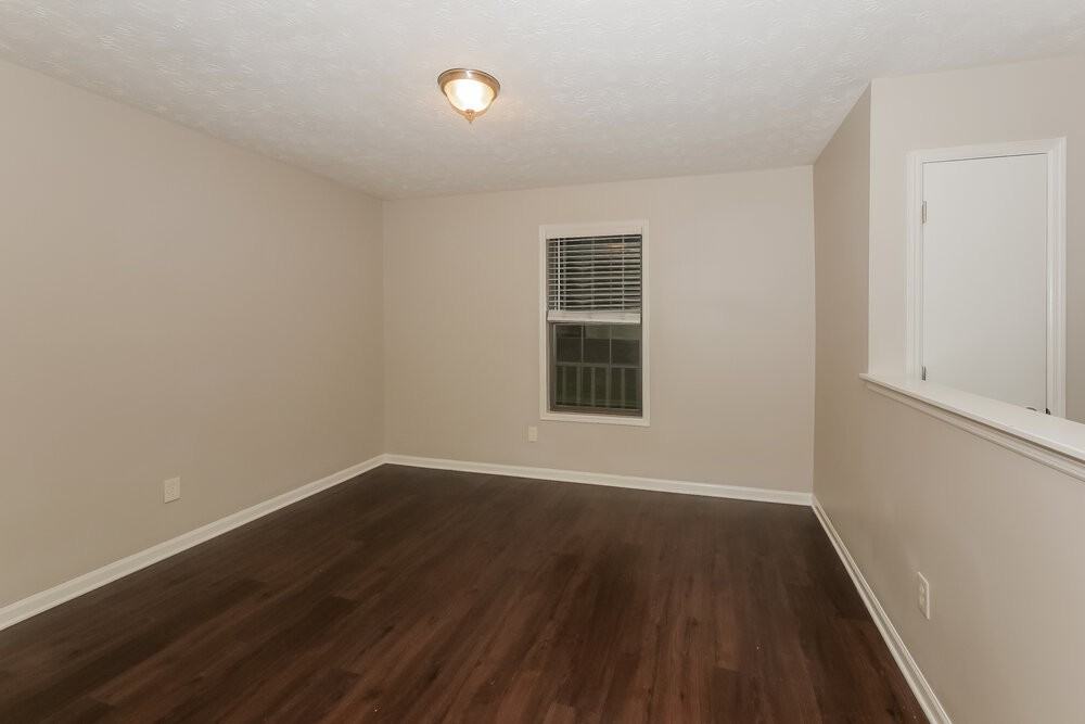715 Pullman Ln - Photo 7 of 16