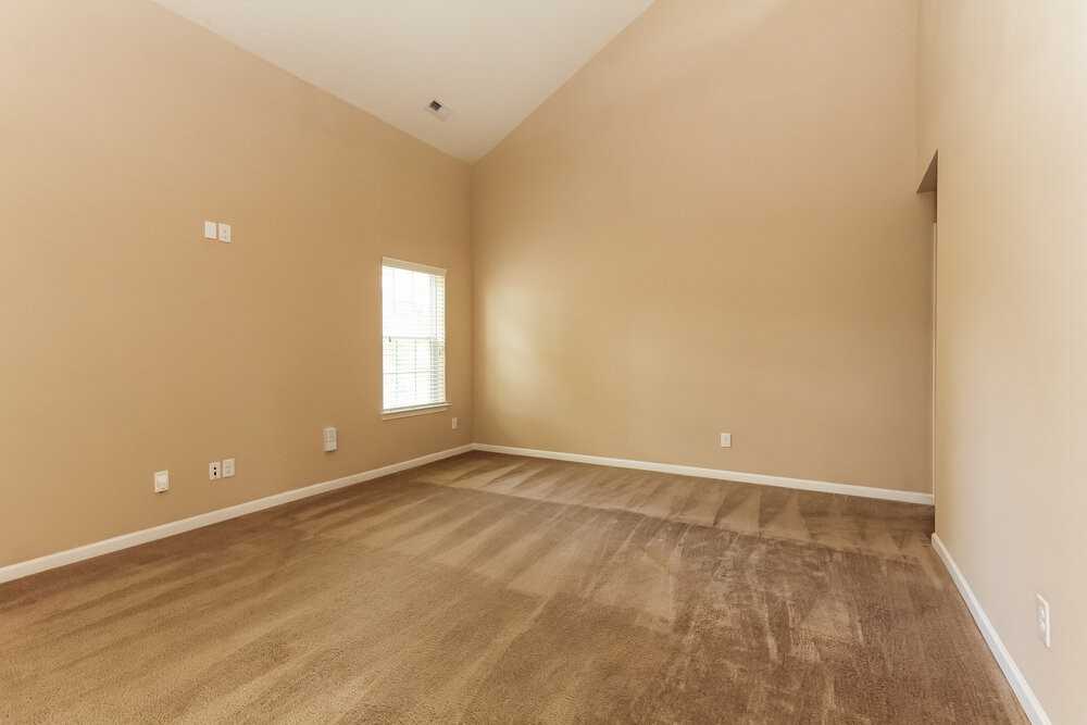 3324 Mortemer Ln - Photo 4 of 16
