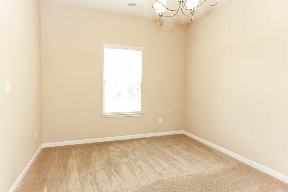 3324 Mortemer Ln - Photo 6 of 16