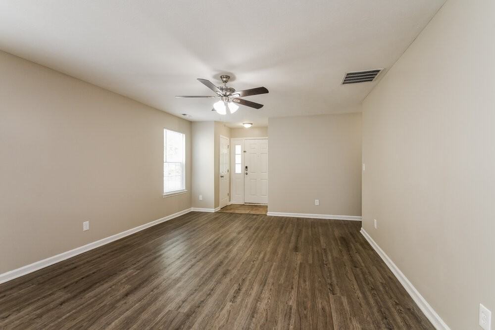 522 Venus Dr - Photo 6 of 16