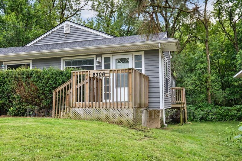 6306 Sherrick Ave - Photo 3 of 21