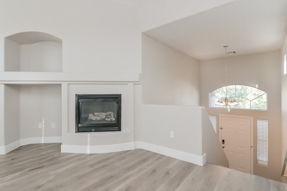 7243 Twin Maples Ct - Photo 6 of 17
