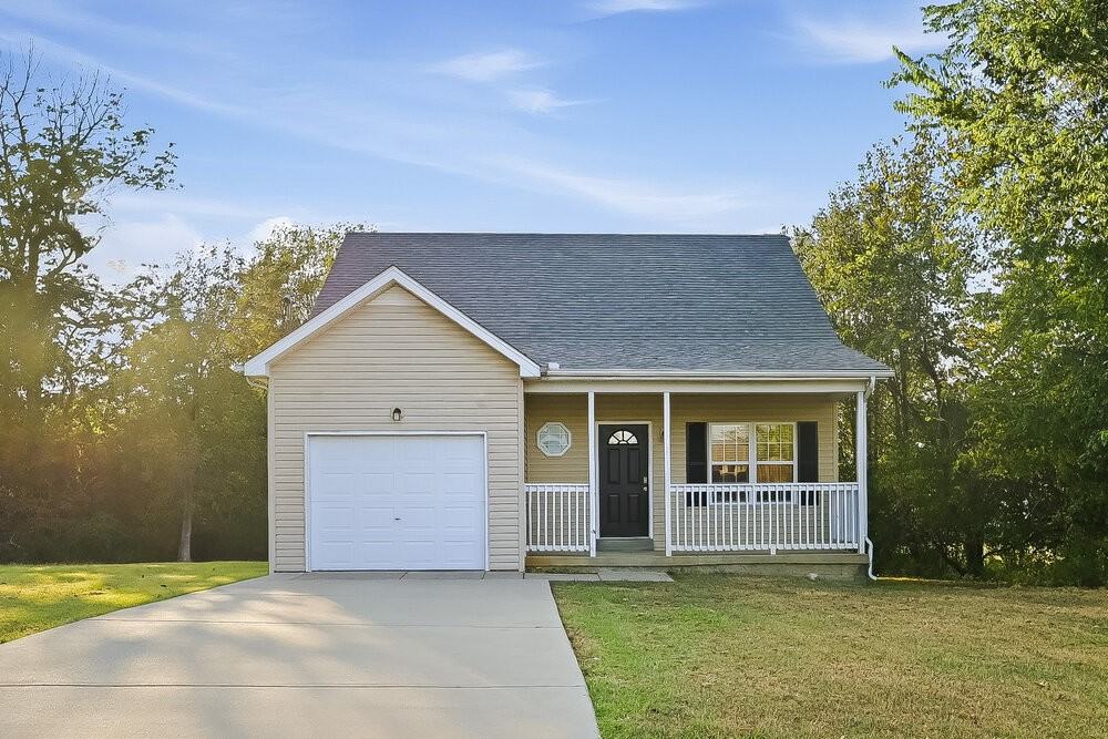 1202 Welsh Dr