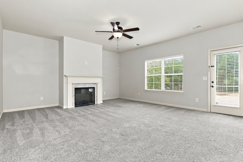 1216 Nottley Dr - Photo 5 of 17