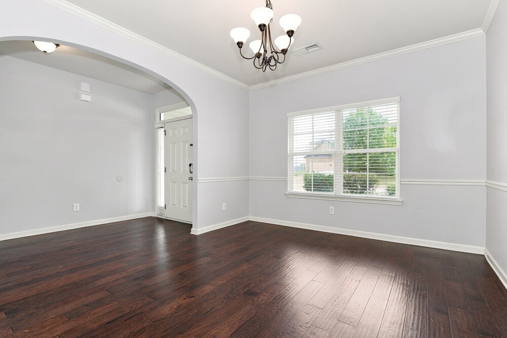 1216 Nottley Dr - Photo 6 of 17