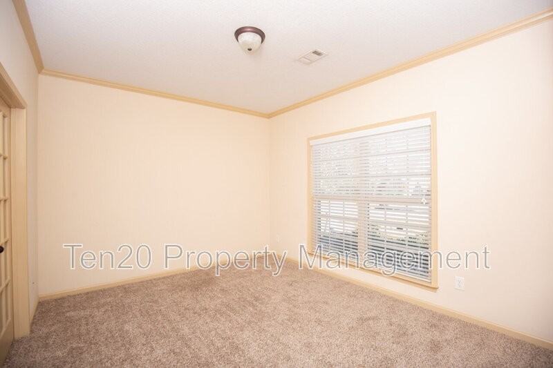 2 Kennys Ct - Photo 7 of 27