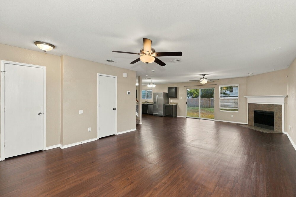 1622 Withers Way - Photo 5 of 17