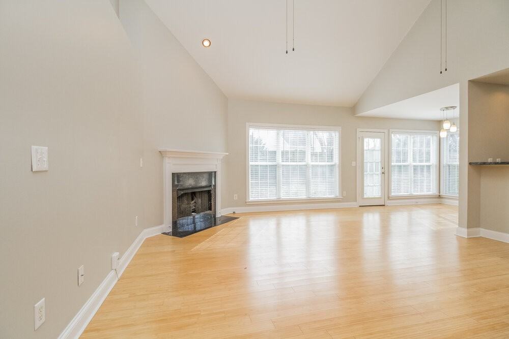 2129 Kenowick Ct - Photo 2 of 15