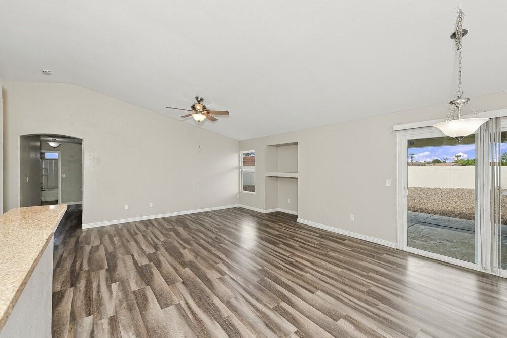 1100 Sport Of Kings Ave - Photo 4 of 16