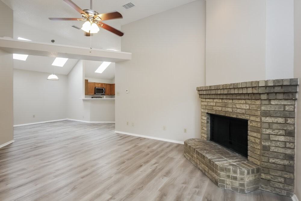 6609 Wildhaven Dr - Photo 4 of 16
