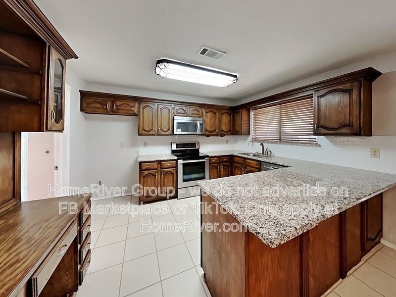 5109 Prairie Creek Dr - Photo 7 of 28